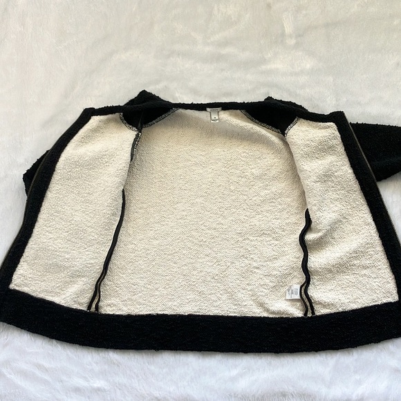 Like New J. Crew Black and Cream Colorblock Boucle Double Zipper Jacket - Picture 5 of 8